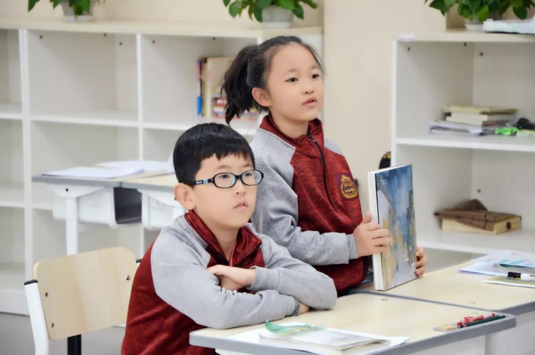 北京明诚外国语学校 ：语文公开课及评课活动