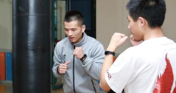 上海燎原双语学校国际部非常学院拳击课程