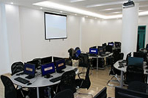 北京师范大学亚太实验学校国际部计算机室