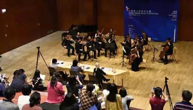 中音鼎石学校联合举办中国青少年音乐比赛
