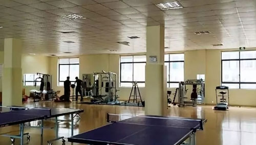 上海交大南洋中学国际部健身房